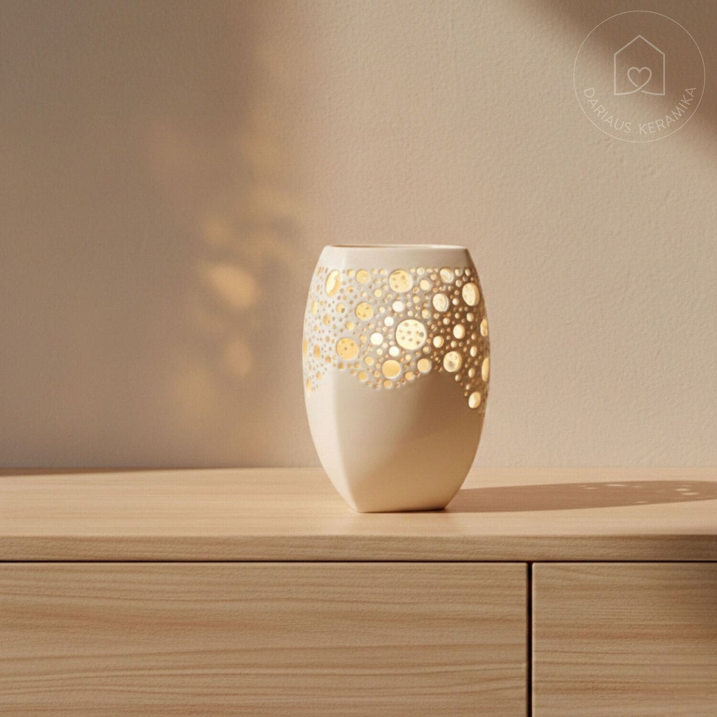 Keraminė vaza-žvakidė su ažūriniu raštu - rankų darbo keramika - Dariaus Keramika