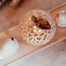 Įkelti vaizdą į galerijos rodinį, Vestuvių žvakidė dovana dekoras balandis love meilė auksas personalizuota cake topper figūrėlė gimtadienis kalėdos nauji metai dovana keramika molis namų dekoras dariaus keramika
