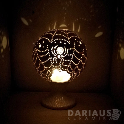 Ažūrinė keraminė žvakidė „Vorai“ - Dariaus keramika