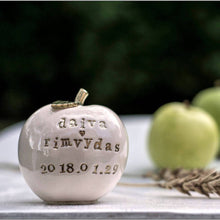 Įkelti vaizdą į galerijos rodinį, Auksas personalizuota obuolys šeimos medis židinys gimtadienis kalėdos nauji metai vestuvės dovana keramika molis namų dekoras dariaus keramika
