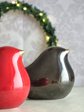 Įkelti vaizdą į galerijos rodinį, Paukštis figūrėlė gimtadienis kalėdos nauji metai dovana keramika molis namų dekoras dariaus keramika
