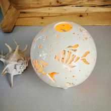 Įkelti vaizdą į galerijos rodinį, žvakidė žuvys jūra gimtadienis kalėdos nauji metai vestuvės dovana keramika molis šeimos židinys dariaus keramika
