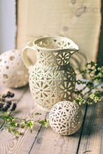 Įkelti vaizdą į galerijos rodinį, žvakidė ąsotis gimtadienis kalėdos nauji metai vestuvės dovana keramika molis dariaus keramika
