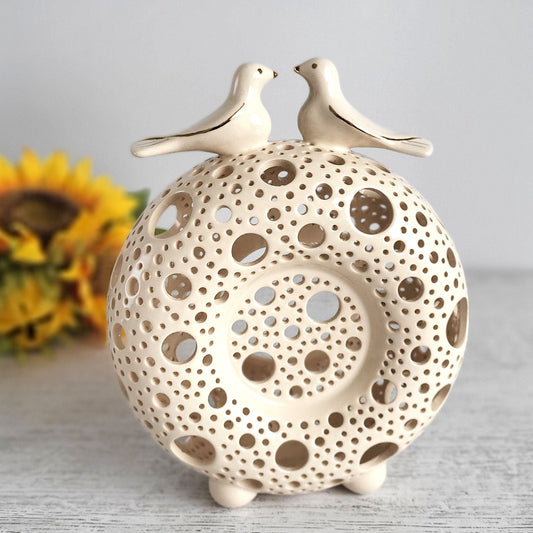 Šeimos židinys su balandžiais (aukso detalės) - Dariaus keramika